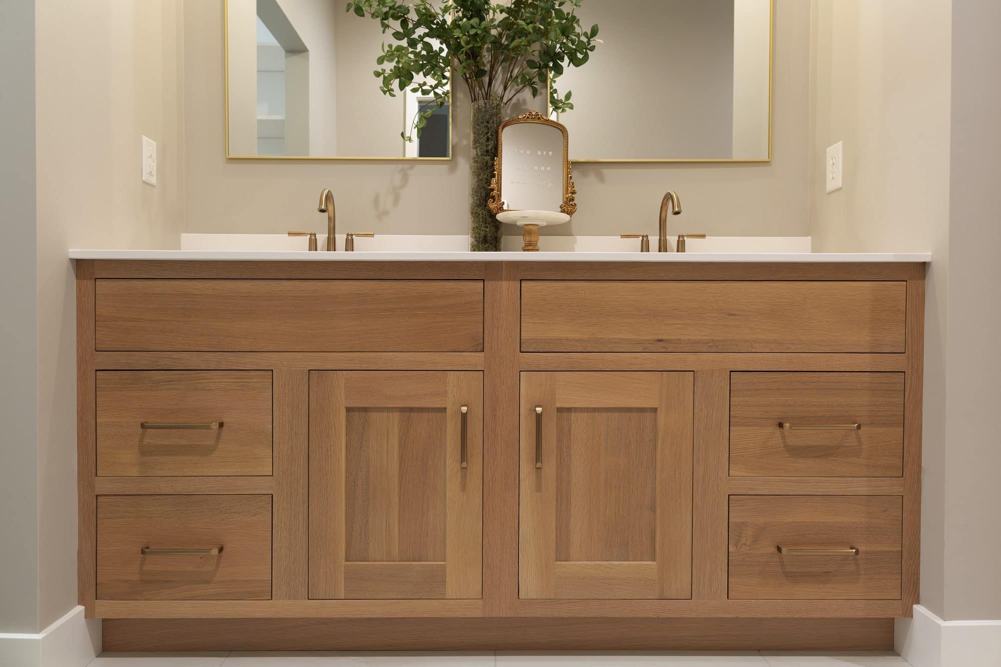 1ab-LNCR-StrawWhiteOakBath2